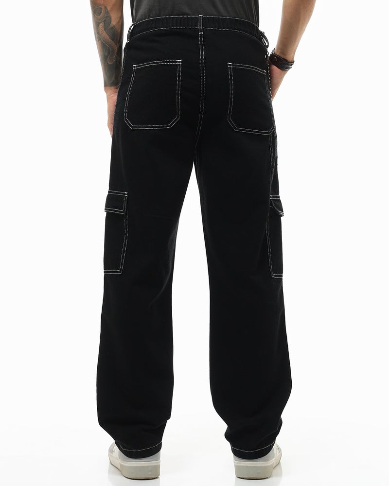 bewakoof Men's Black Baggy Fit Cargo Mid-Rise Jeans - Image 3